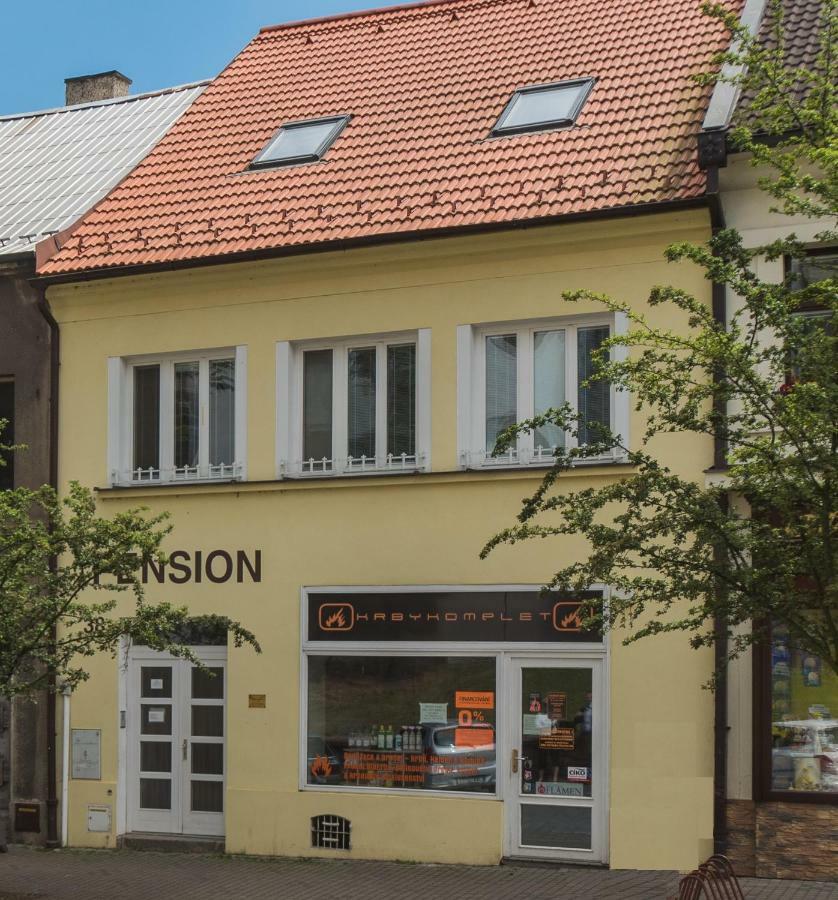 Pension U Kostela Cesky Brod Kültér fotó